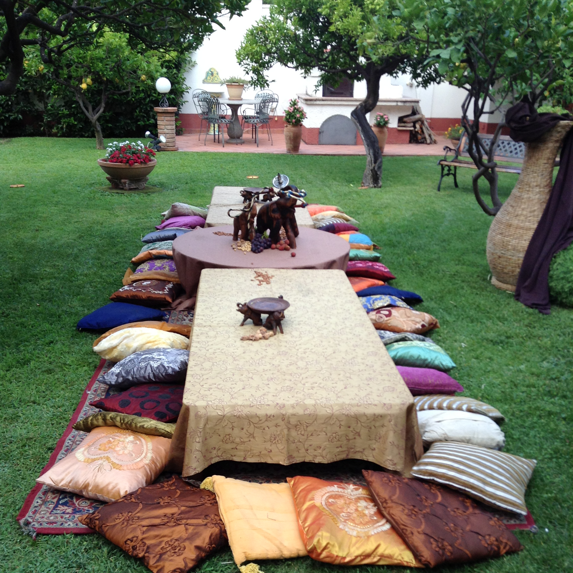 Ethnic-themed event arrangement